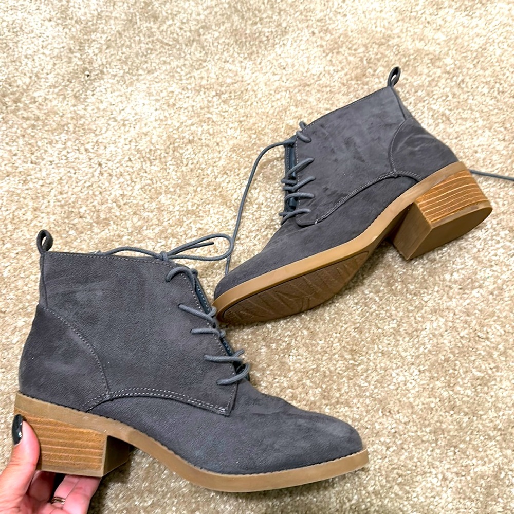 Gray Boots Size 8